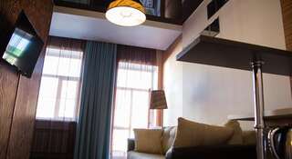 Гостиница Revizor Йошкар-Ола Двухместный номер Делюкс с 1 кроватью и балконом-4